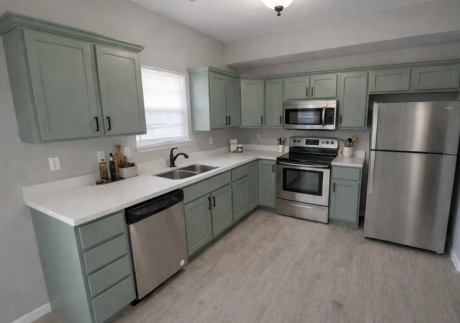 Brand New Townhomes! - Great location 3bed/2.5 bath — Photo 4