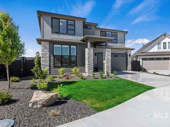 7649 W Whisper Ridge Dr, Meridian, ID 83646