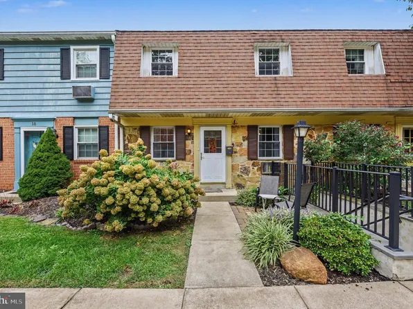 207 Walnut Hill Rd #19, West Chester, PA 19382