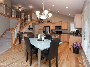 4855 Pinehurst Ct, Pleasant Hill, IA 50327
