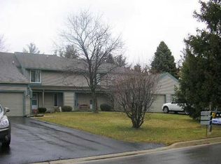 7122 Creekside Dr, Lansing, MI 48917