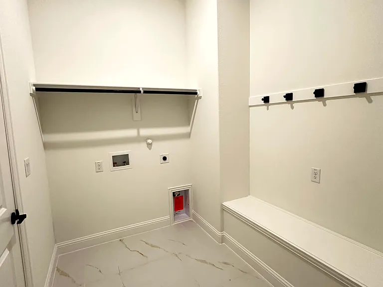 1704 Jaycreek Ct — Photo 11