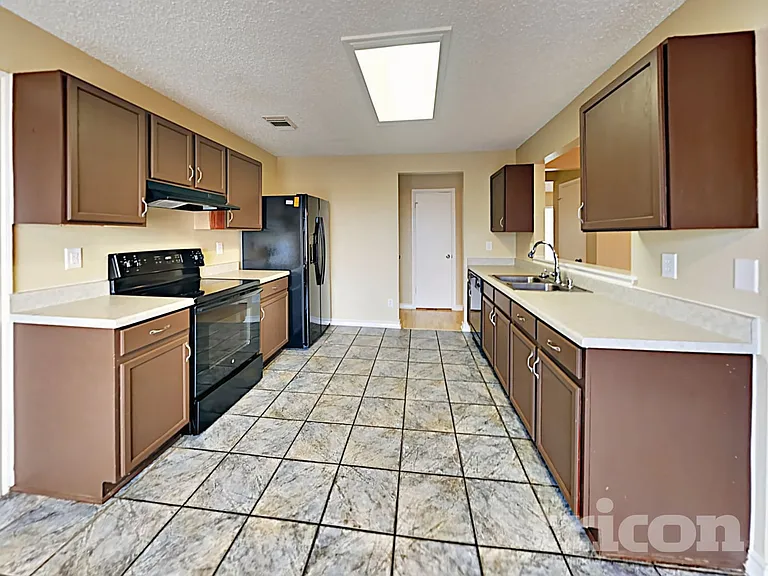 8030 Falcon Meadow Dr — Photo 6