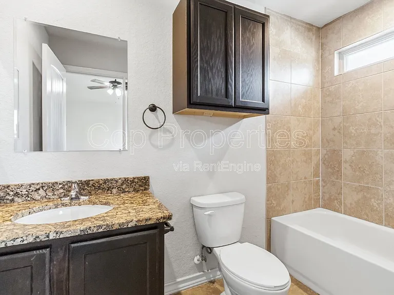 7102 Micayla Cv #103 — Photo 26