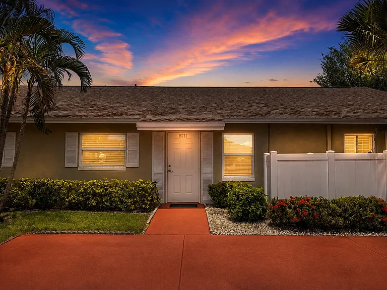 18765 Candlewick Dr — Photo 1