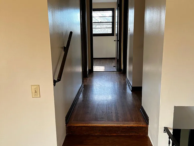 5002 Whispering Hills Ct — Photo 8
