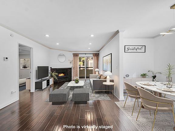 3rd image of 21550 Burbank Blvd APT 111