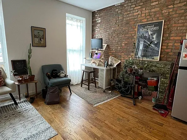 1063 Bergan Street image 1 of 4