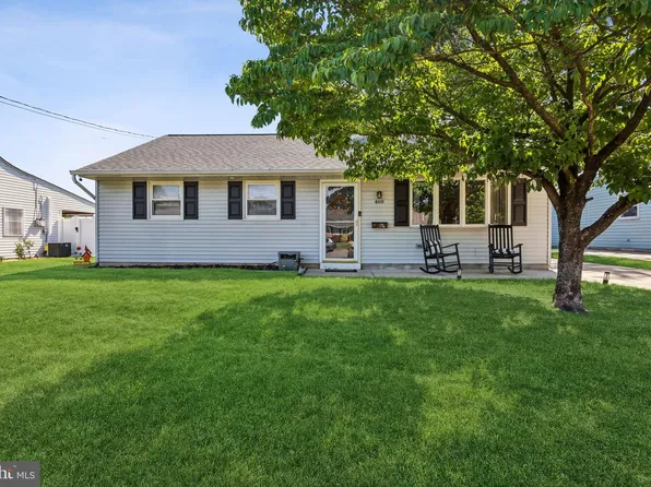 469 Windsor Dr, Bellmawr, NJ 08031