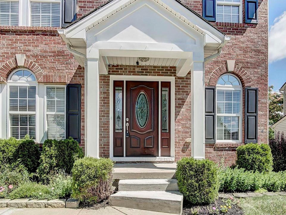 1st image of 5587 Sarahs Oak Dr