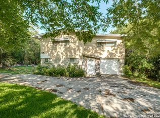 6520 Kings Crown W, San Antonio, TX 78233