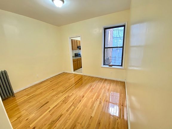 5th image of 1355 Pacific St APT 1A