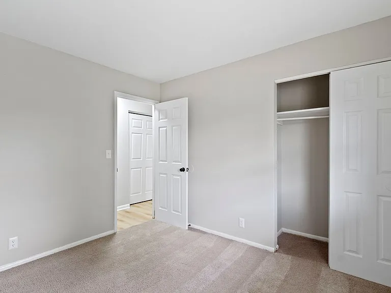 The Courts Apartment Homes — Photo 17