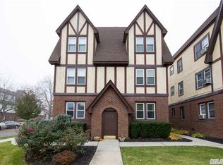 42 The Cres APT 14, Babylon, NY 11702