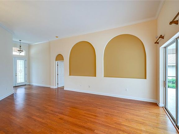 5th image of 5454 Vintage View Blvd
