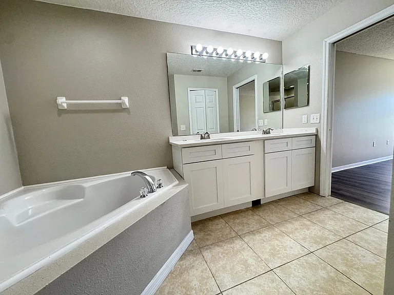 639 Bittern Ct — Photo 33