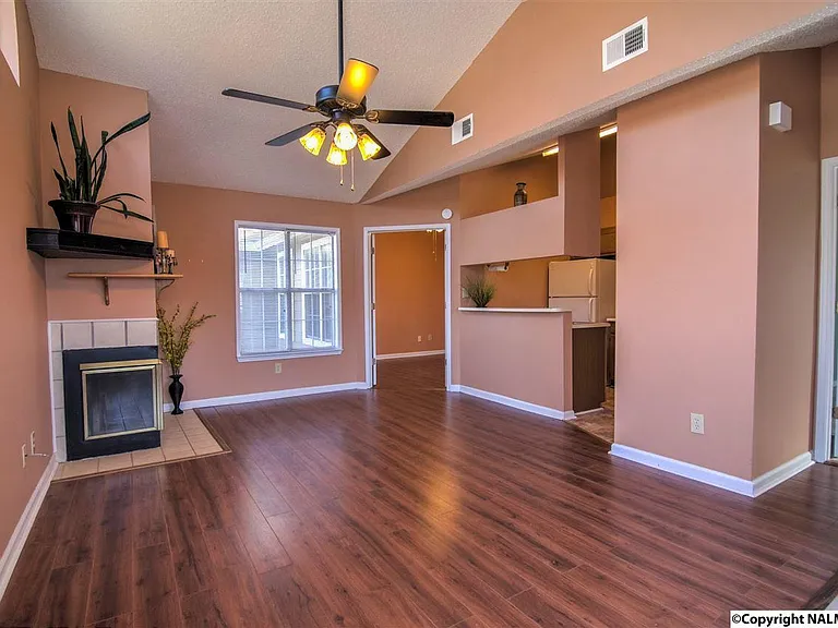 192 Waters Edge Ln — Photo 4