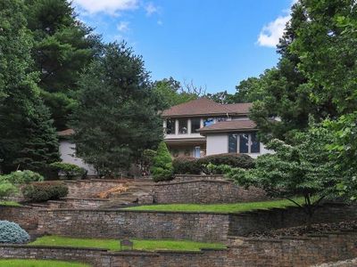 29 Deer Path Cir, Green Brook, NJ, 08812