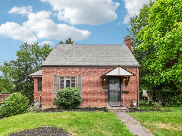 1065 Grandview Ave, Bridgeville, PA 15017