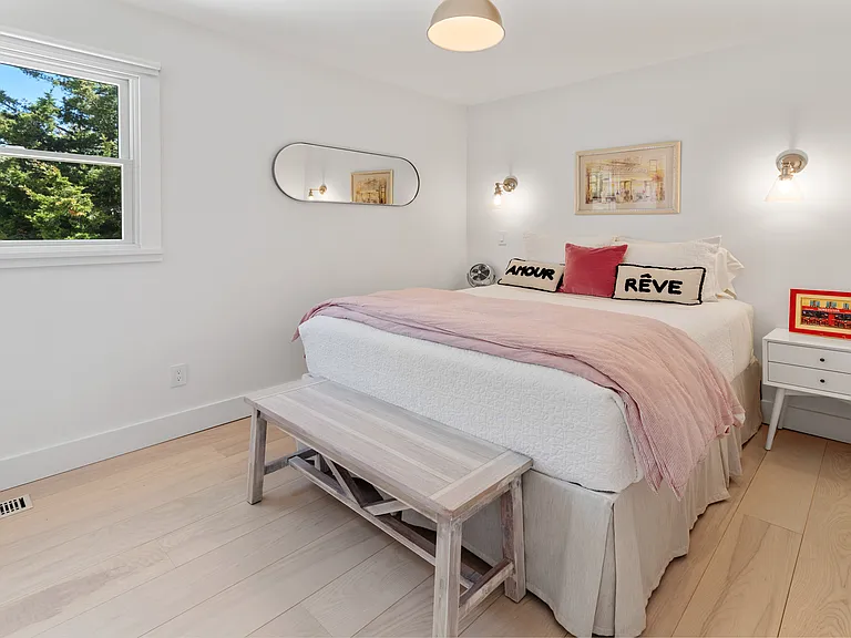 6 Castle Ct — Photo 16