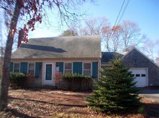 891 Santuit Newtown Rd, Marstons Mills, MA 02648