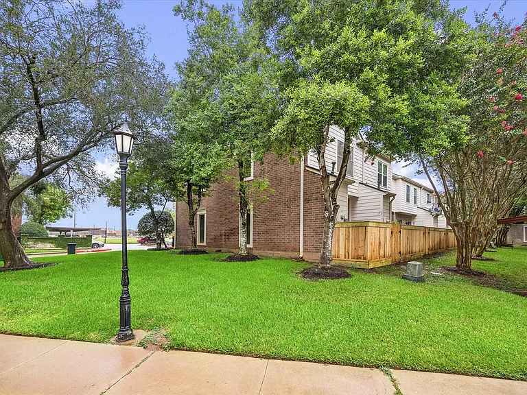 2930 Grants Lake Blvd #2508 — Photo 5