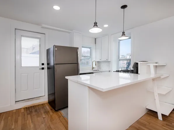 561 Clinton Street image 1 of 7