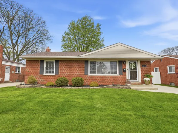 32900 Hees St, Livonia, MI 48150