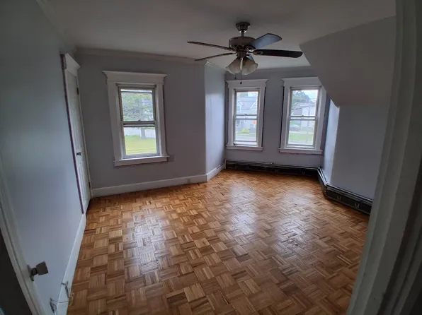 33 E Britannia St #2, Taunton, MA 02780