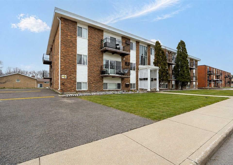 1st image of 663 N 12th St NW #210