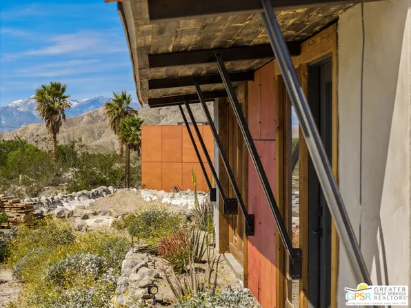 75655 Skyline Dr, Desert Hot Springs, CA 92241