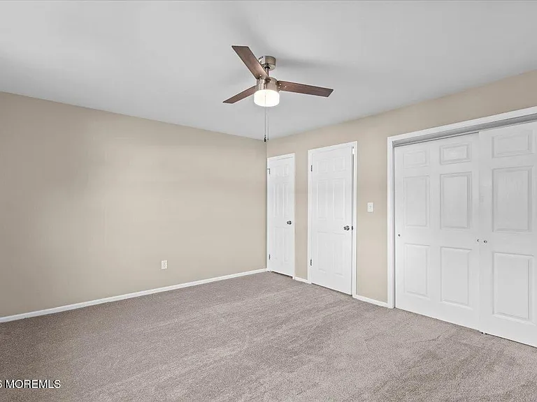 8 Primrose Ln — Photo 13
