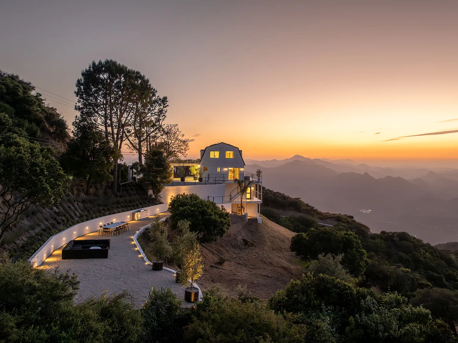 Piuma Rd, Malibu — Photo 1