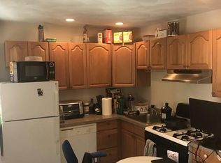 24 Charter St APT 2F, Boston, MA 02113