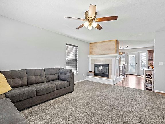 5th image of 506 NW Magnolia Cir
