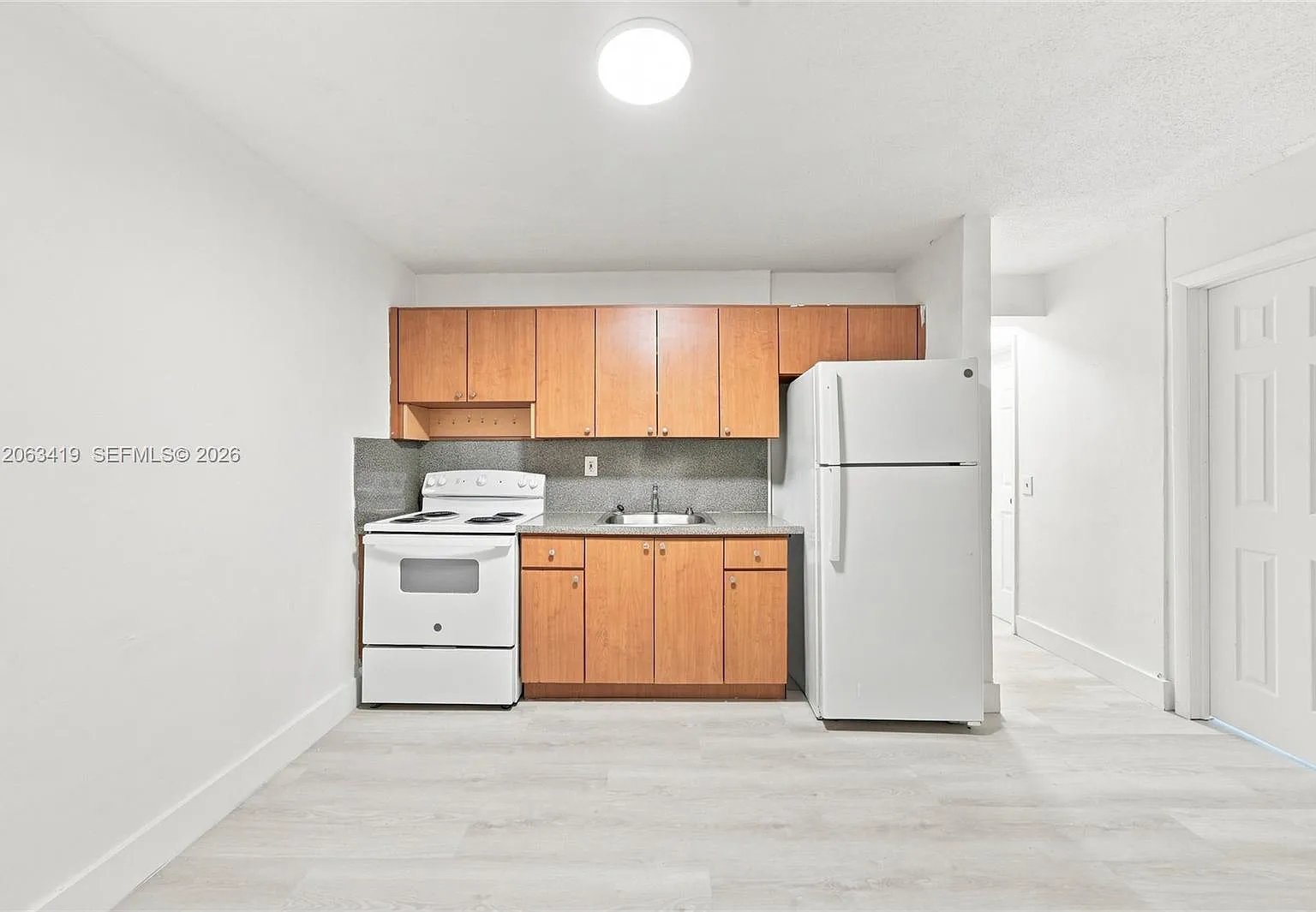 2 bed, $2,500 — Photo 4