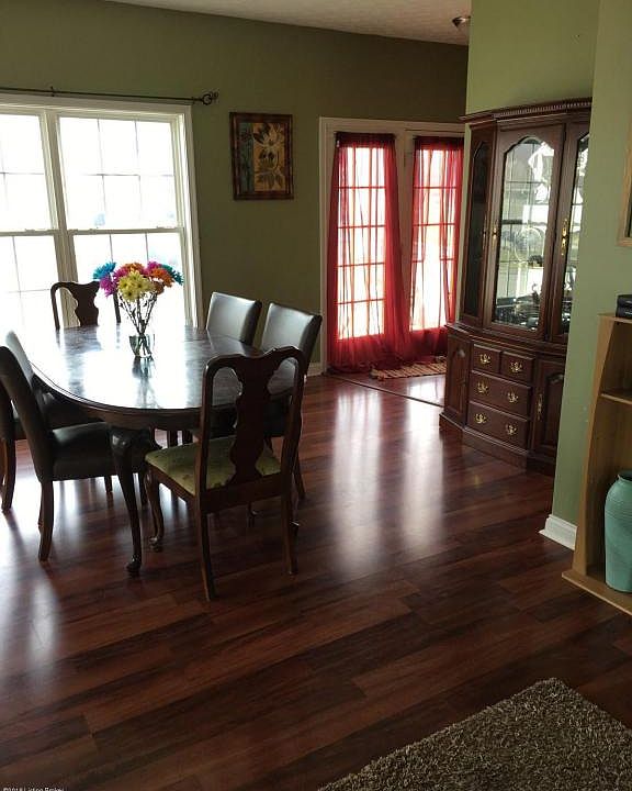 2nd image of 3710 Stratton Ave