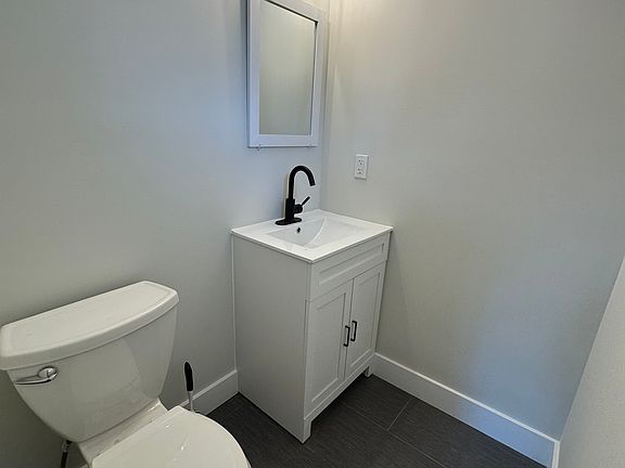 4th image of 594 W 130th St
