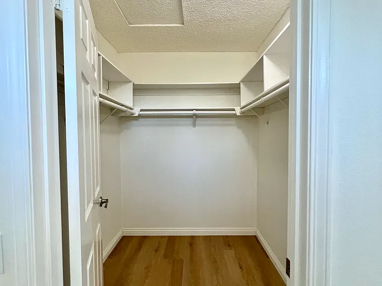 38 Carver — Photo 9