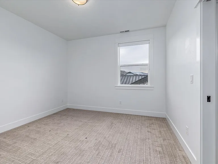 3122 W Hidden Springs Dr — Photo 32