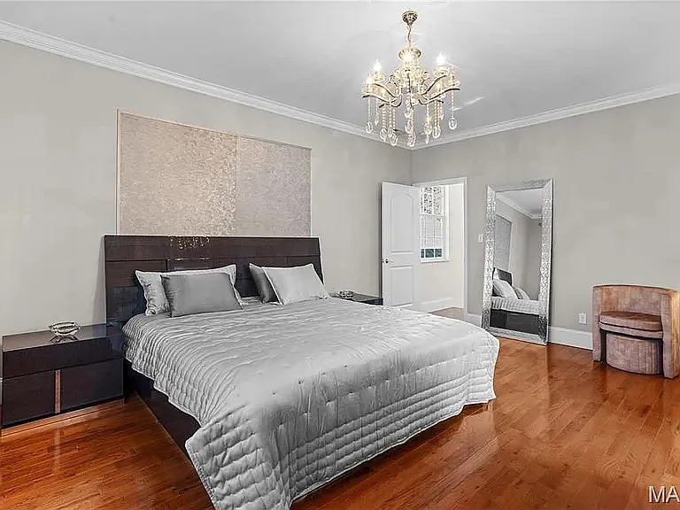 4254 Humphrey St — Photo 13