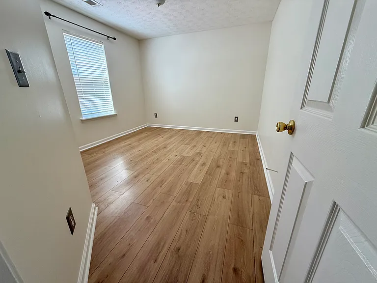 4314 Lock Ness Ln — Photo 15