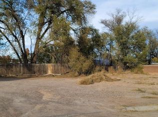 216 Arizona St, Belen, NM 87002