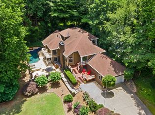 1243 Woods Cir NE, Atlanta, GA 30324