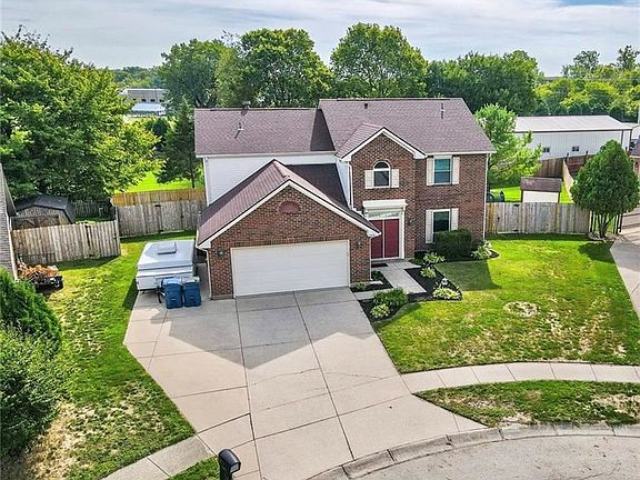 3rd image of 8524 Cameo Ln