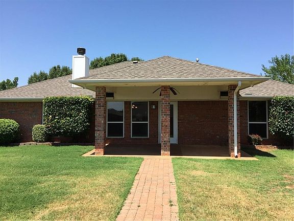 2nd image of 326 Mary Dr