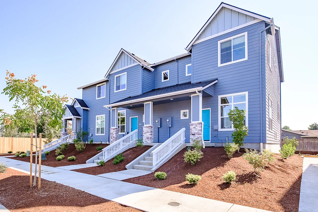 Goodnight Townhomes — Photo 2