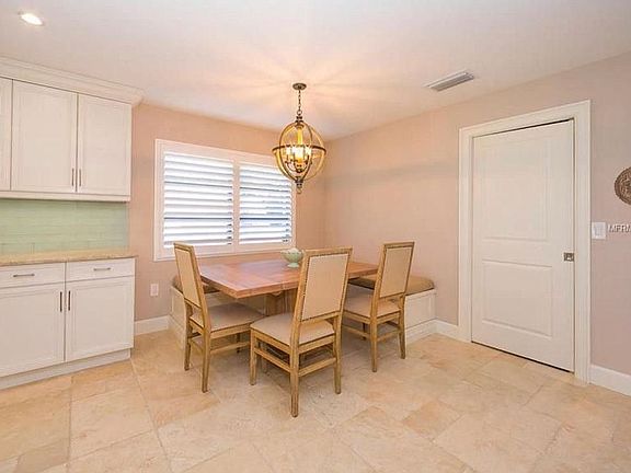 Breakfast nook