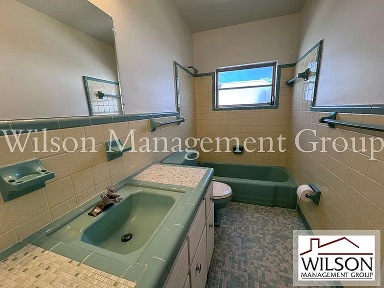 807 Vassar St #D — Photo 11