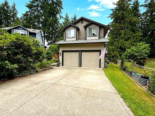 847 NE Cimeron Ct — Photo 2